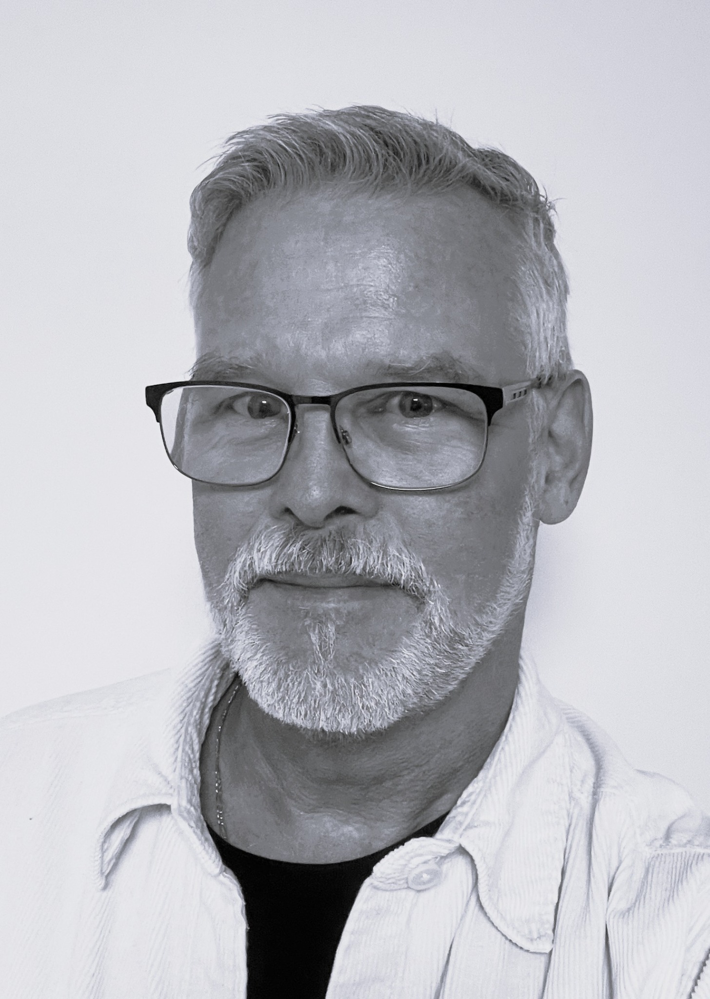 Porträtt av Mikael Larsen